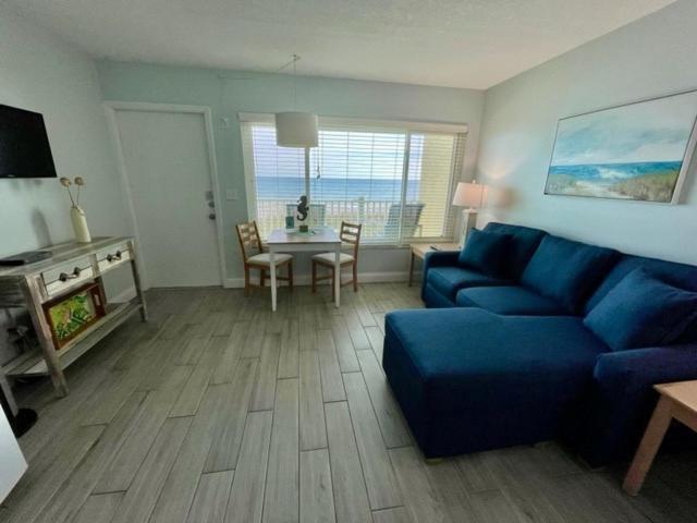 Tuckaway Shores Resort Melbourne Exteriör bild